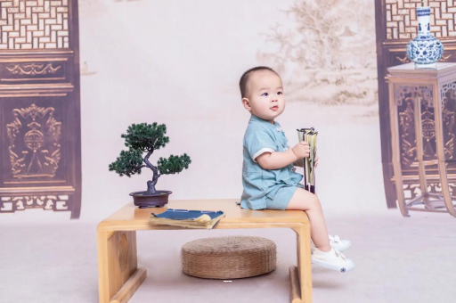 馆陶孕妇尖肚子和圆肚子